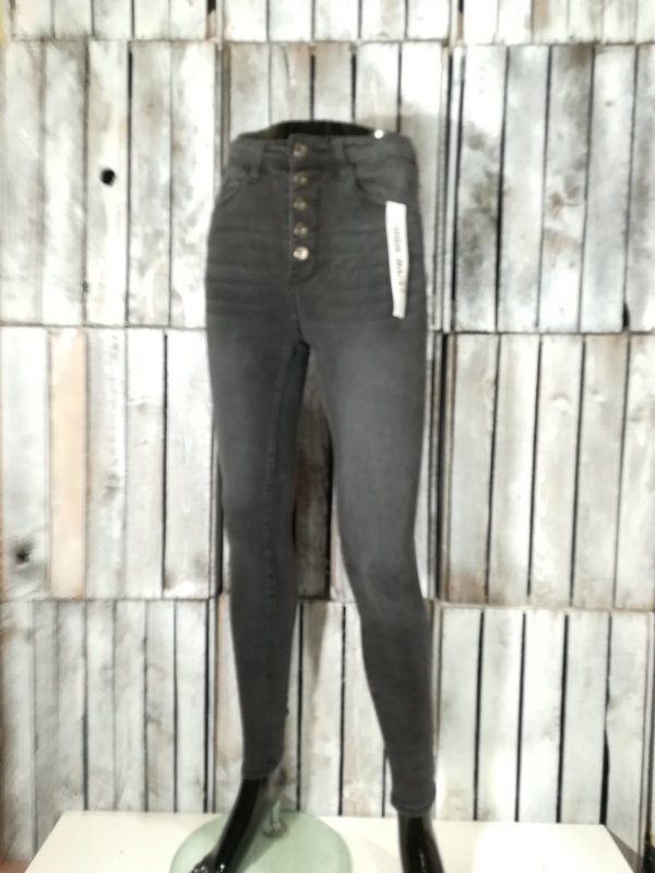 HIGH-Waist Skinny Jeans "Button-black"